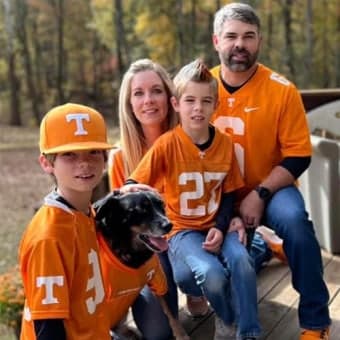 Dr. Angela Hawkins Dr. Angela Hawkins